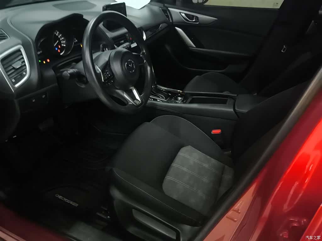 Mazda CX-4, 2019 14
