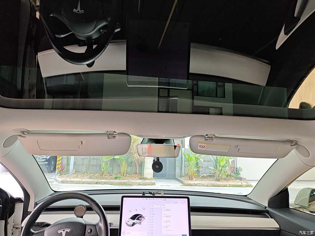 Tesla Model 3, 2019 9