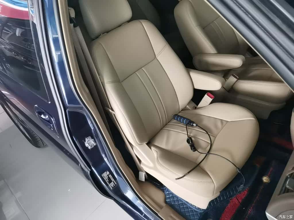 Buick GL8, 2016 25