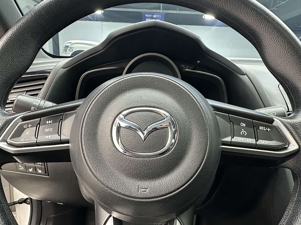 Mazda CX-4