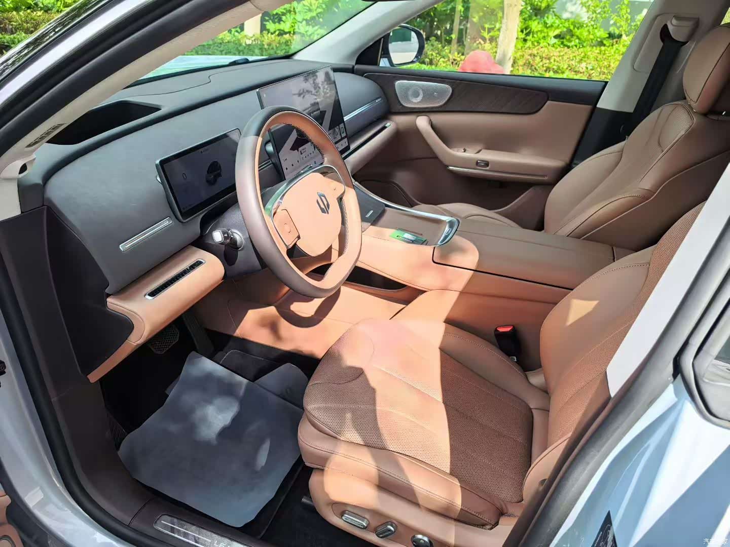 Leapmotor C11, 2025 4