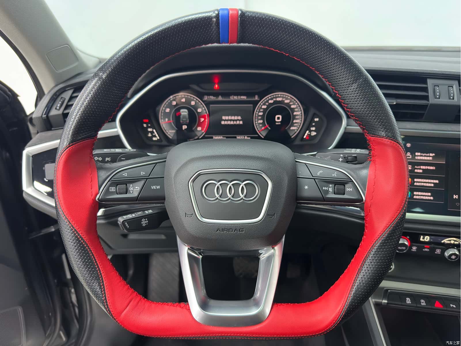 Audi Q3, 2022 13