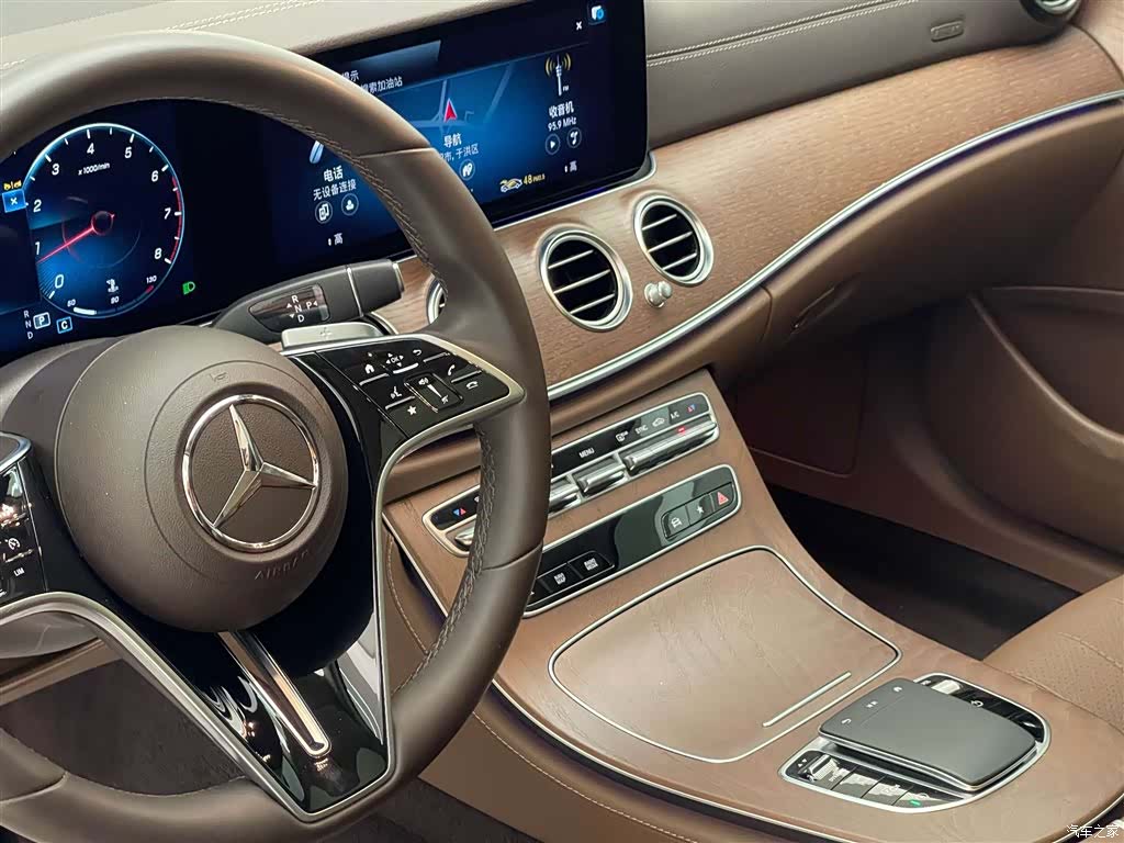 Mercedes-Benz E-Class, 2023 15