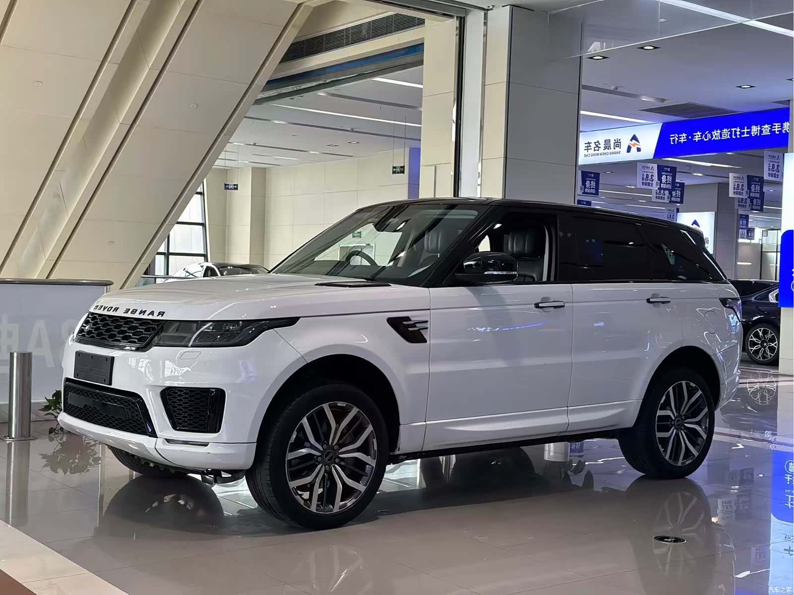 Land Rover Range Rover, 2020 15