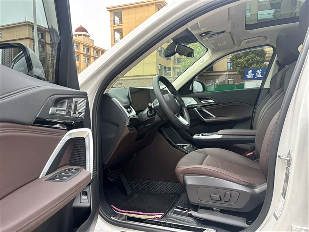 BMW X1, 2025 12