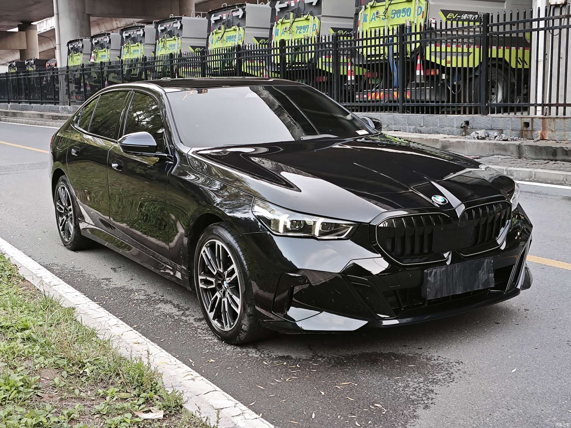 BMW 5 Series, 2025 3