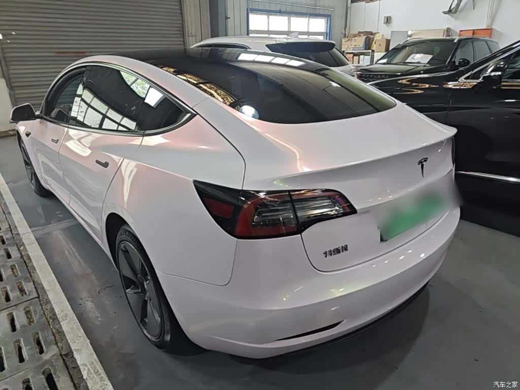 Tesla Model 3, 2023 все фото