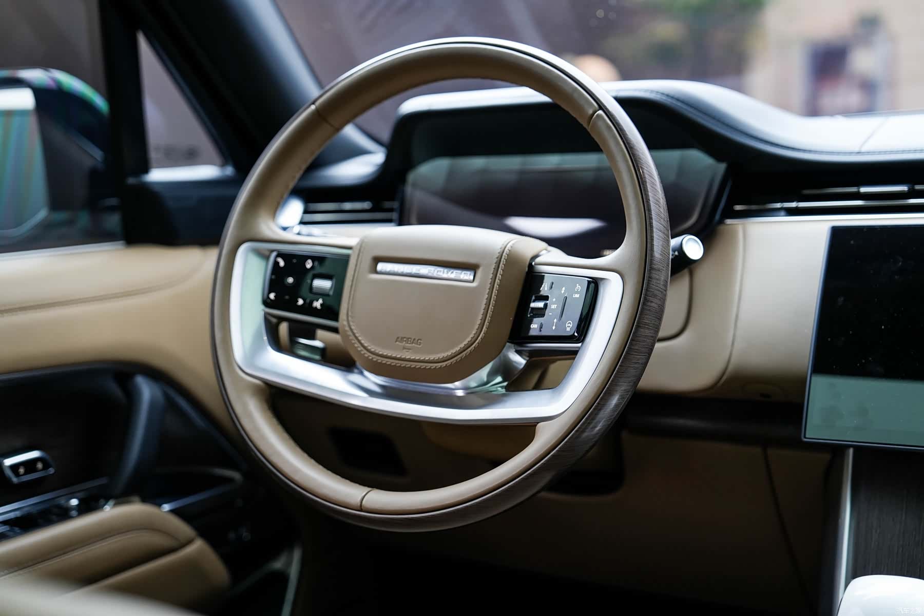 Land Rover Range Rover, 2024 18