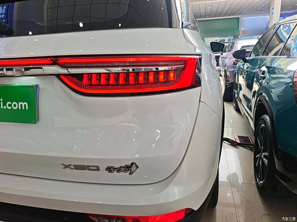 Jetour X90, 2022 24