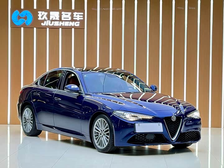 Alfa Romeo Giulia 2017 2.0T 200HP Luxury