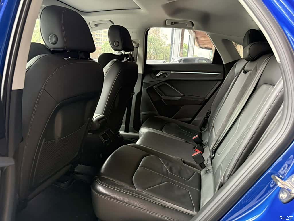 Audi Q3, 2021 23