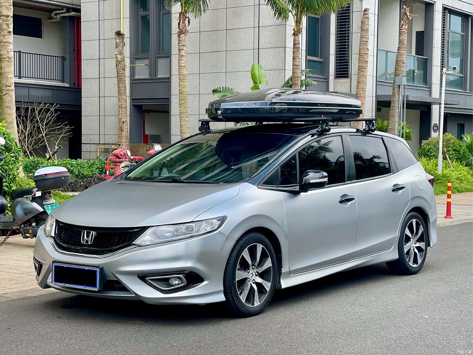 Honda Jade, 2014 1