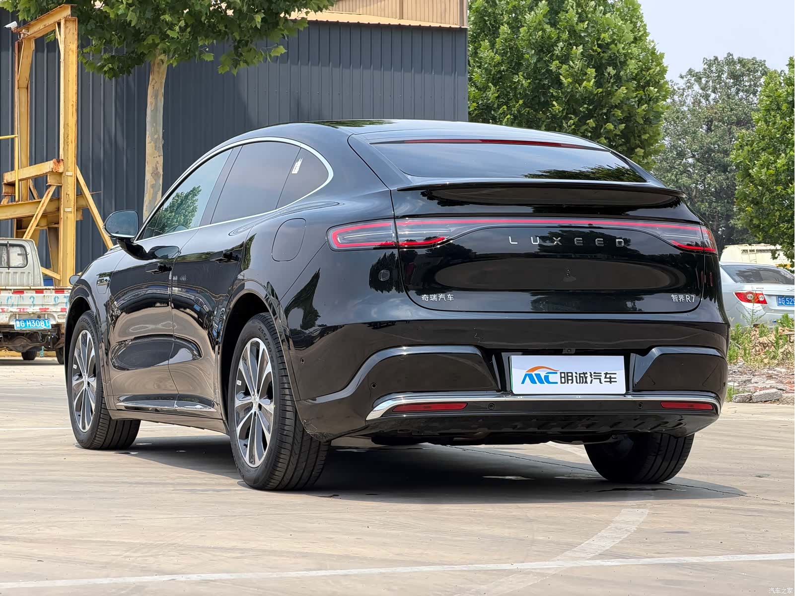 Luxeed R7, 2025 10