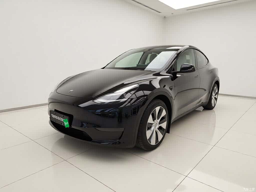 Tesla Model Y, 2022 1
