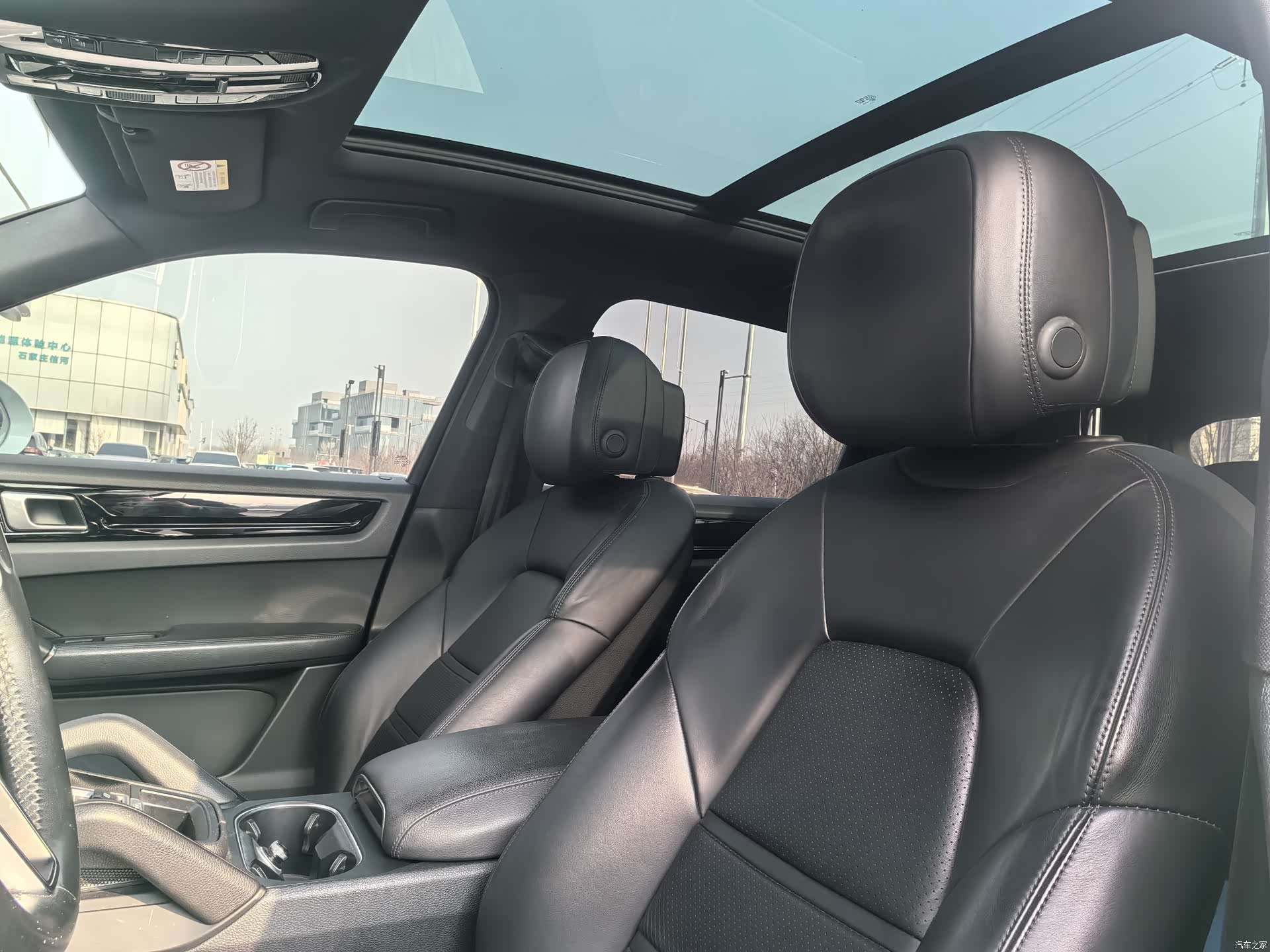Porsche Cayenne, 2018 16