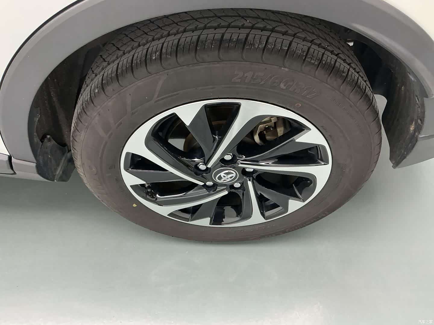 Toyota IZOA, 2019 9