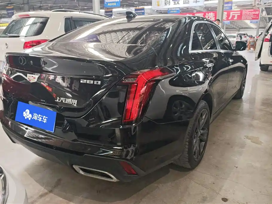 Cadillac CT4