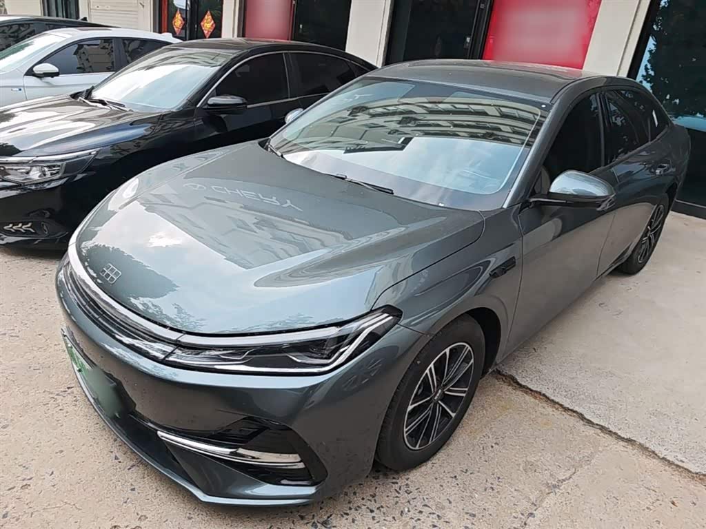 Geely Galaxy A7 EM