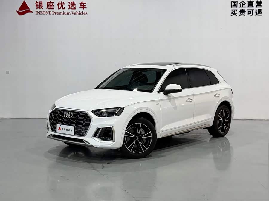 Audi Q5L 2024, фото 1