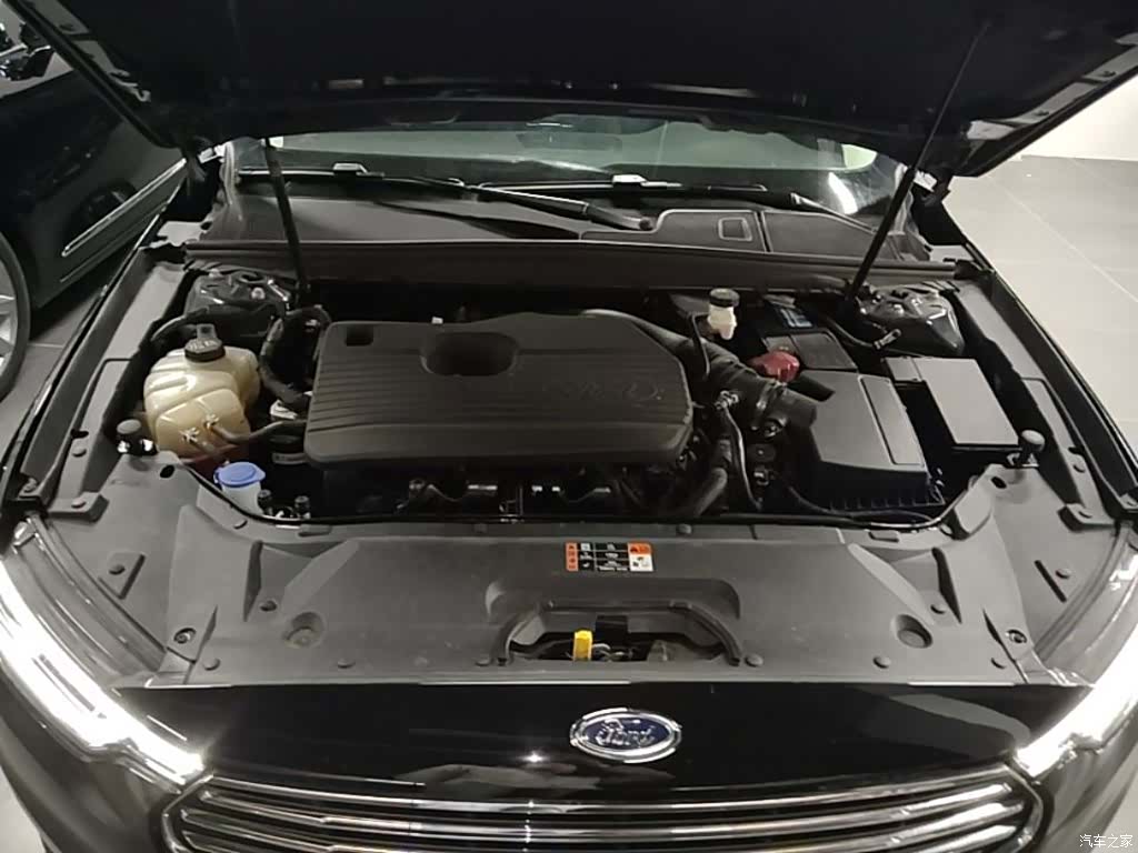 Ford Taurus, 2021 20