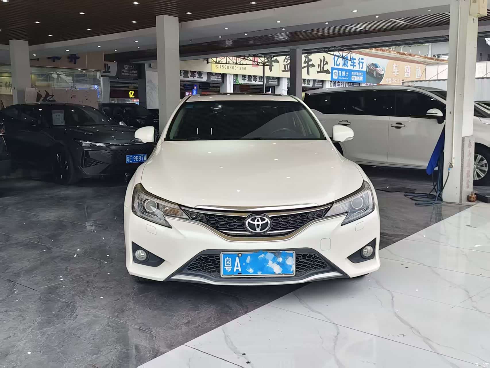 Toyota 2.5V, 2014 2
