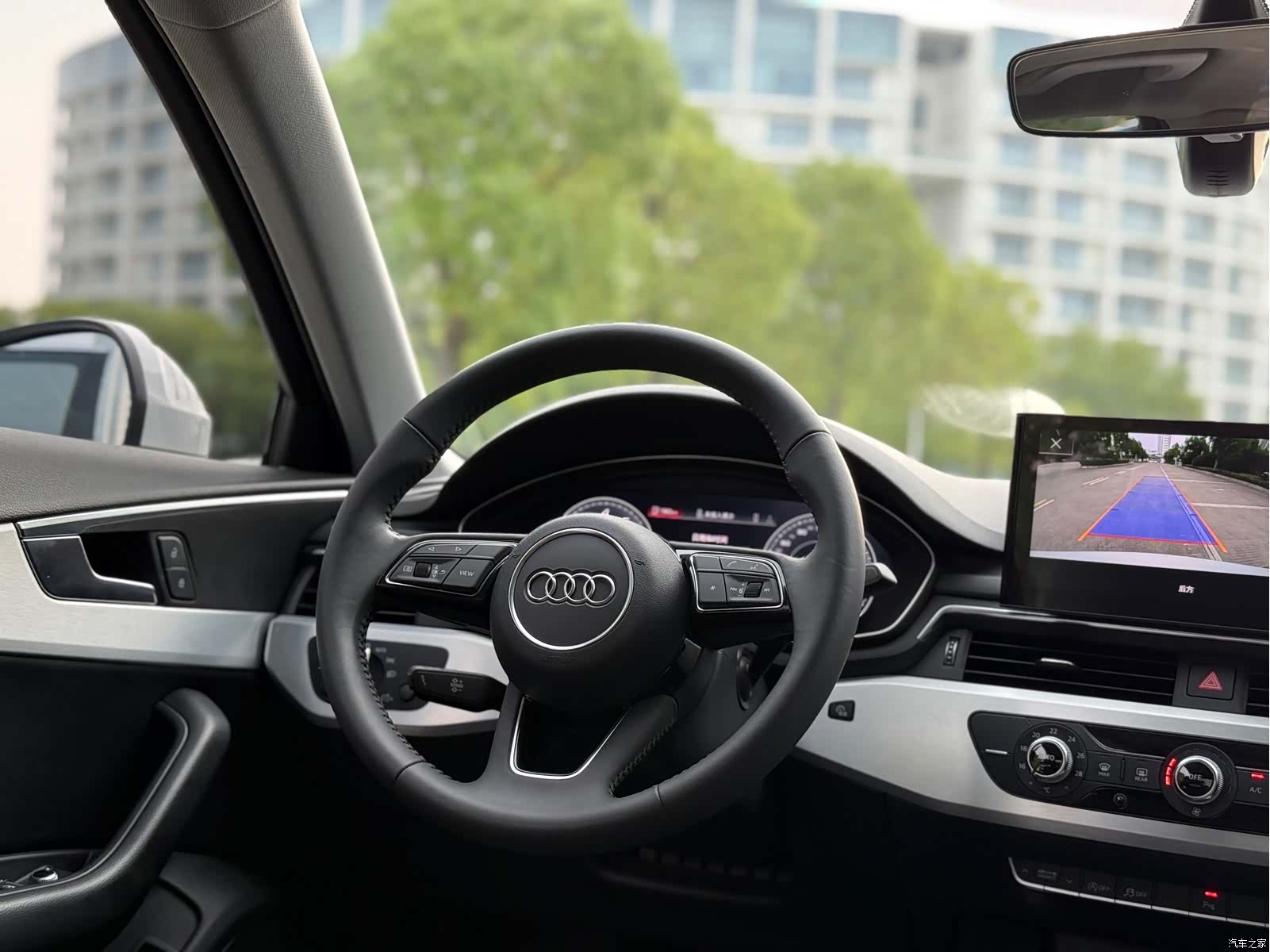 Audi A4L, 2020 7