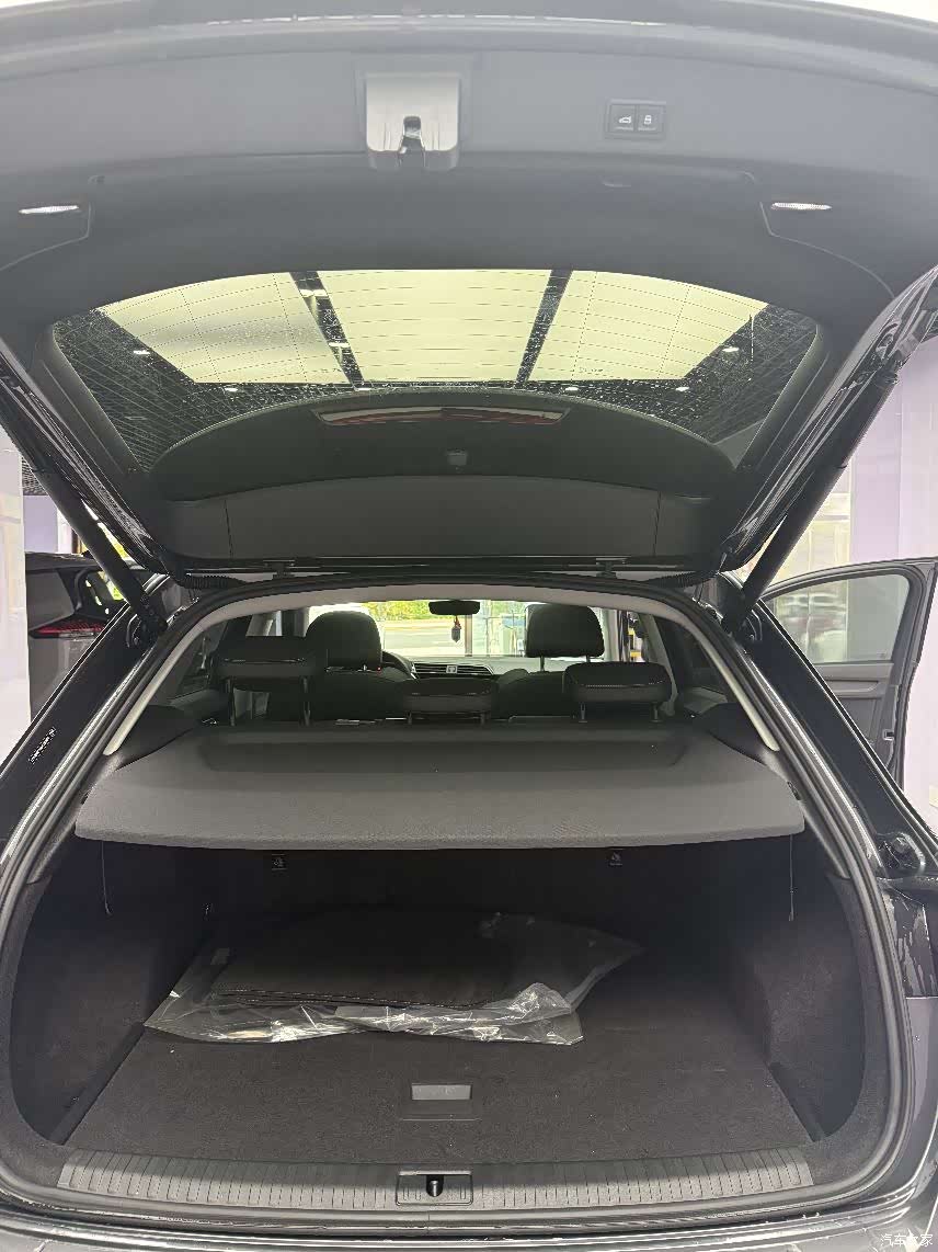 Audi Q3, 2023 21