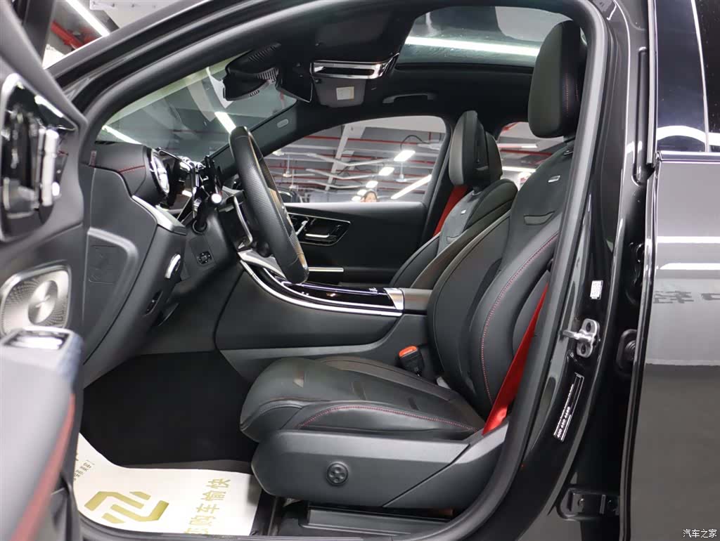 Mercedes-Benz GLC, 2025 8