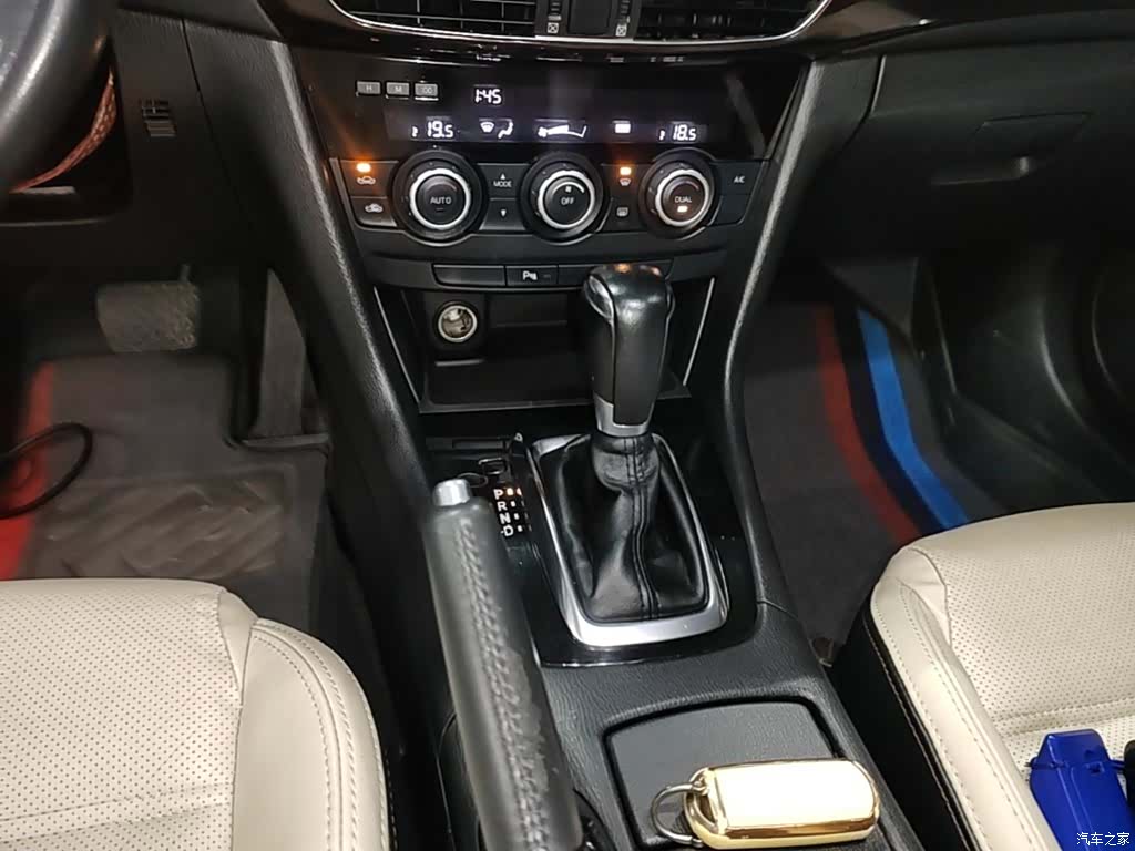 Mazda Atenza, 2014 14