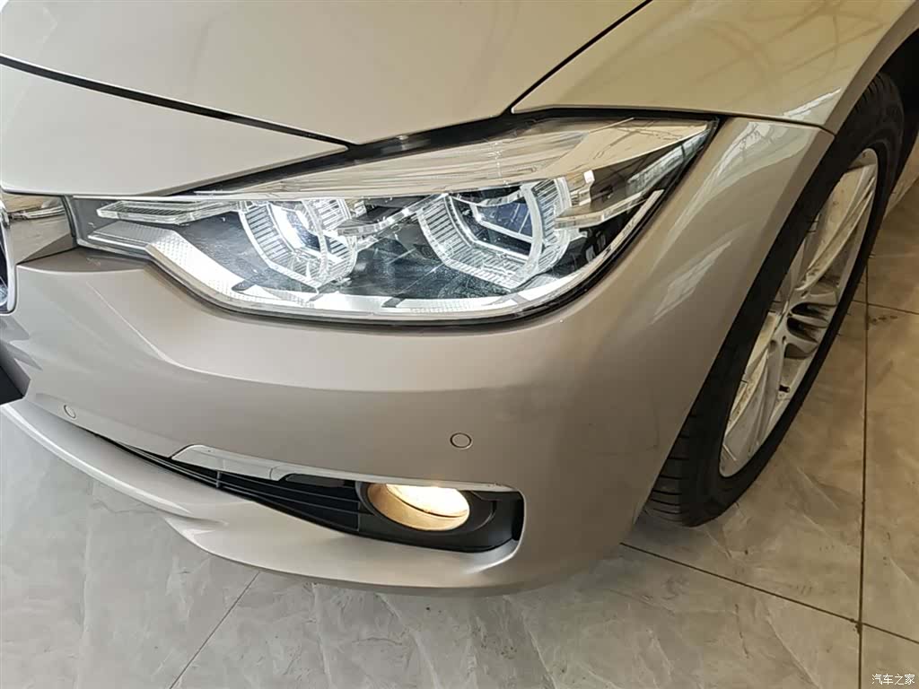 BMW 3 Series, 2016 24