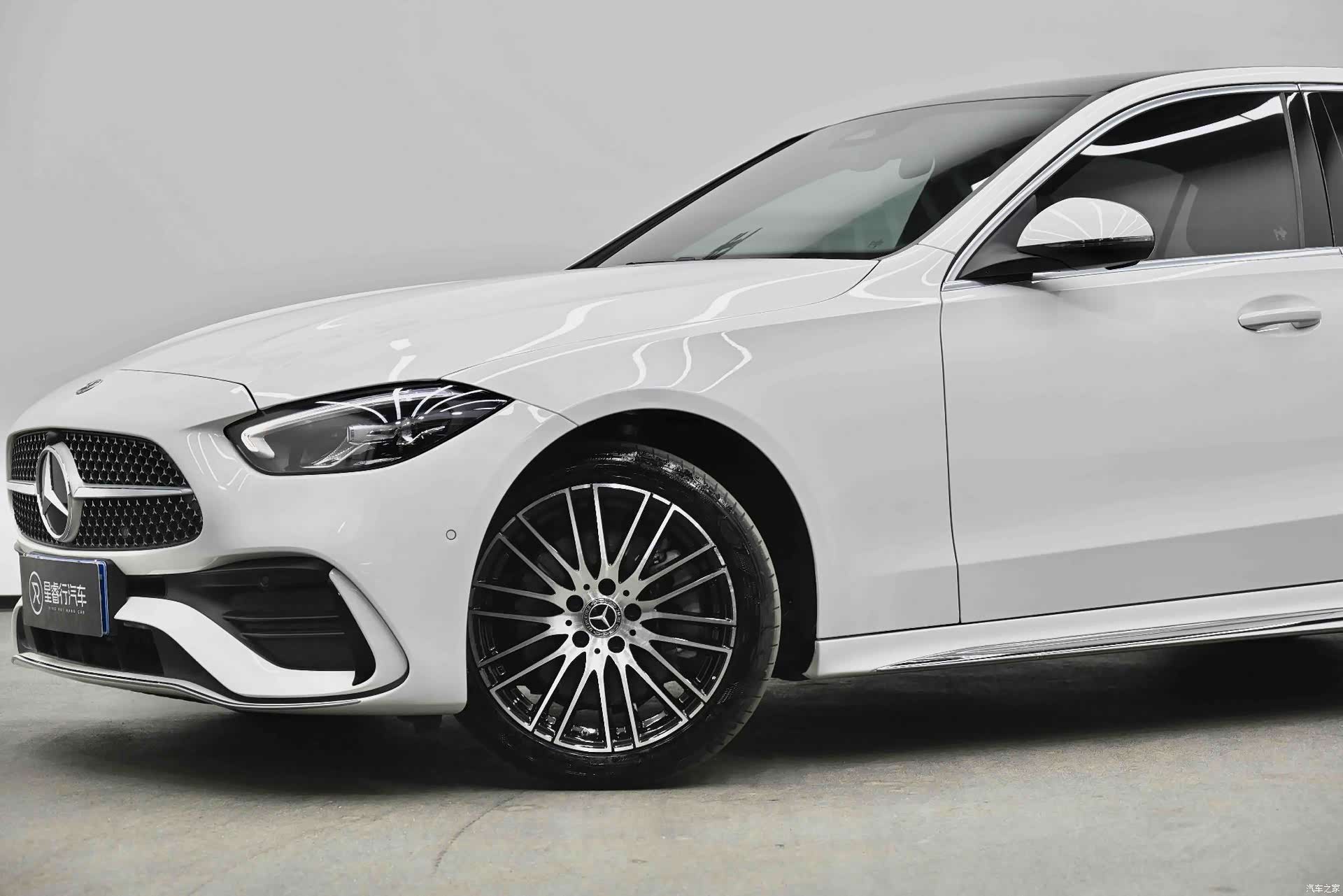 Mercedes-Benz C-Class, 2024 8
