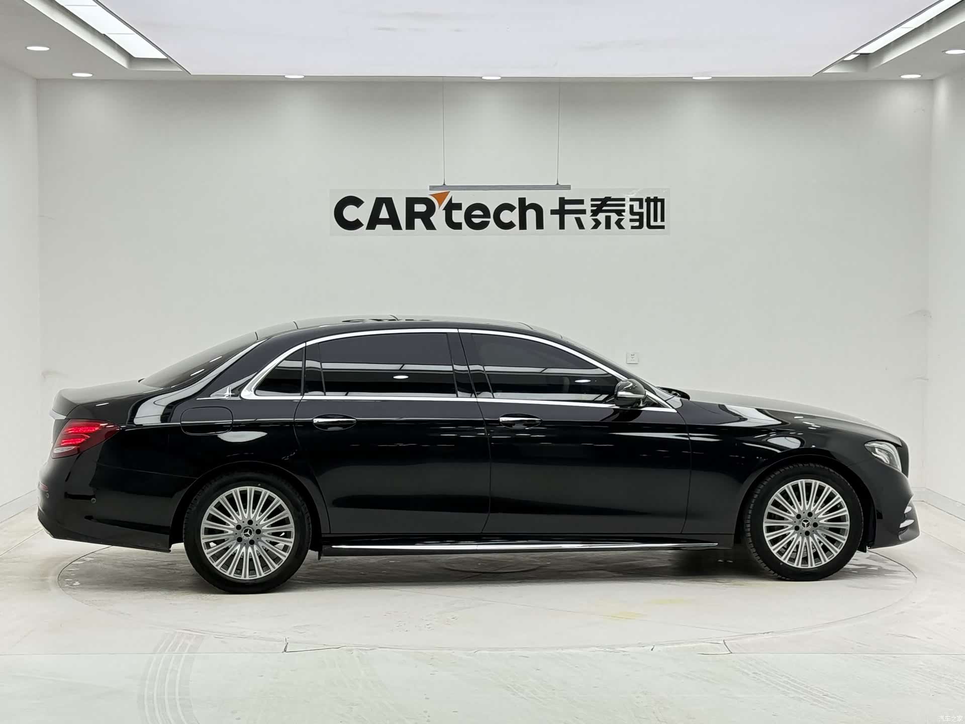 Mercedes-Benz E-Class, 2017 4