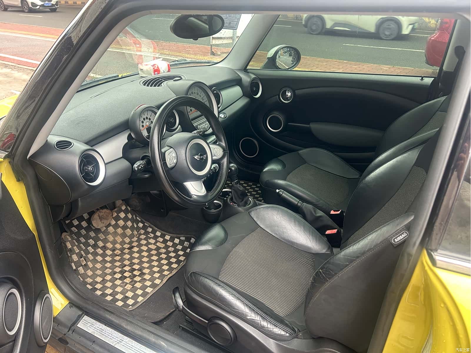 Mini Cooper, 2010 7