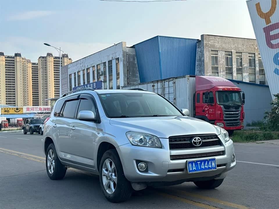 Toyota RAV4 Rongfang