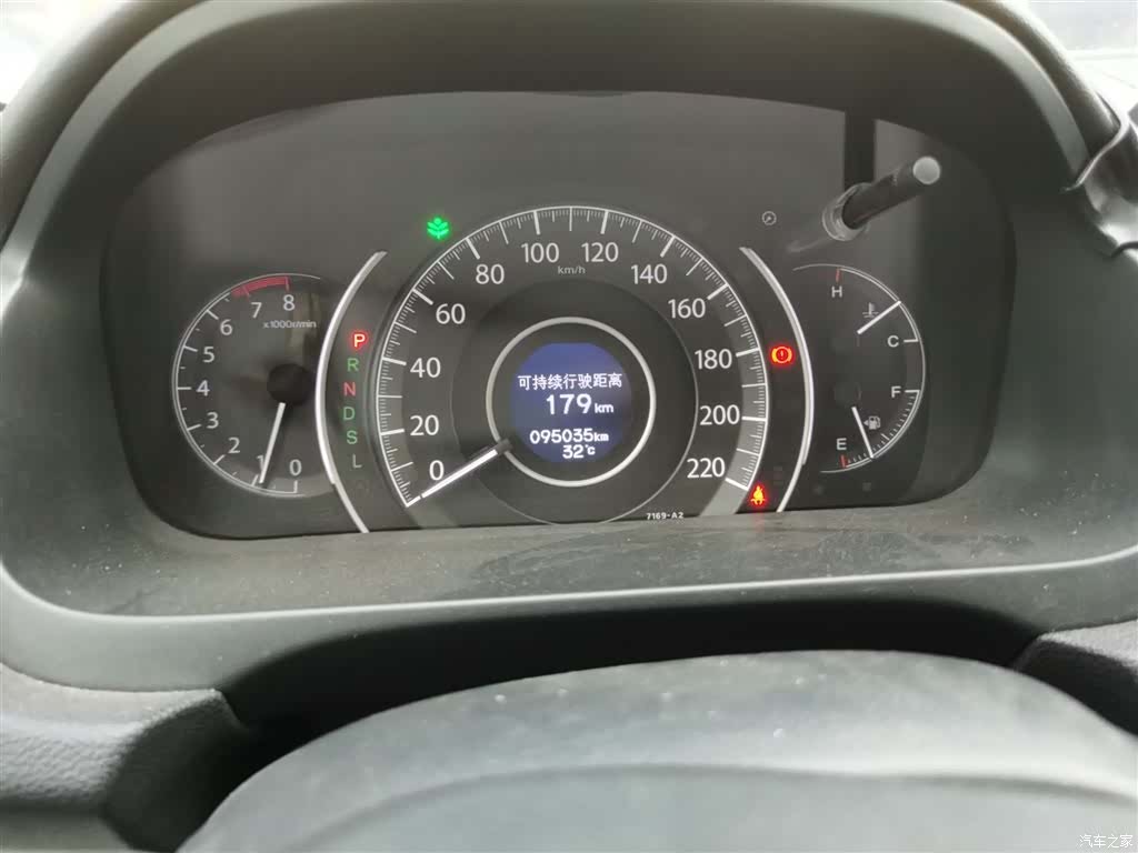 Honda CR-V, 2016 все фото