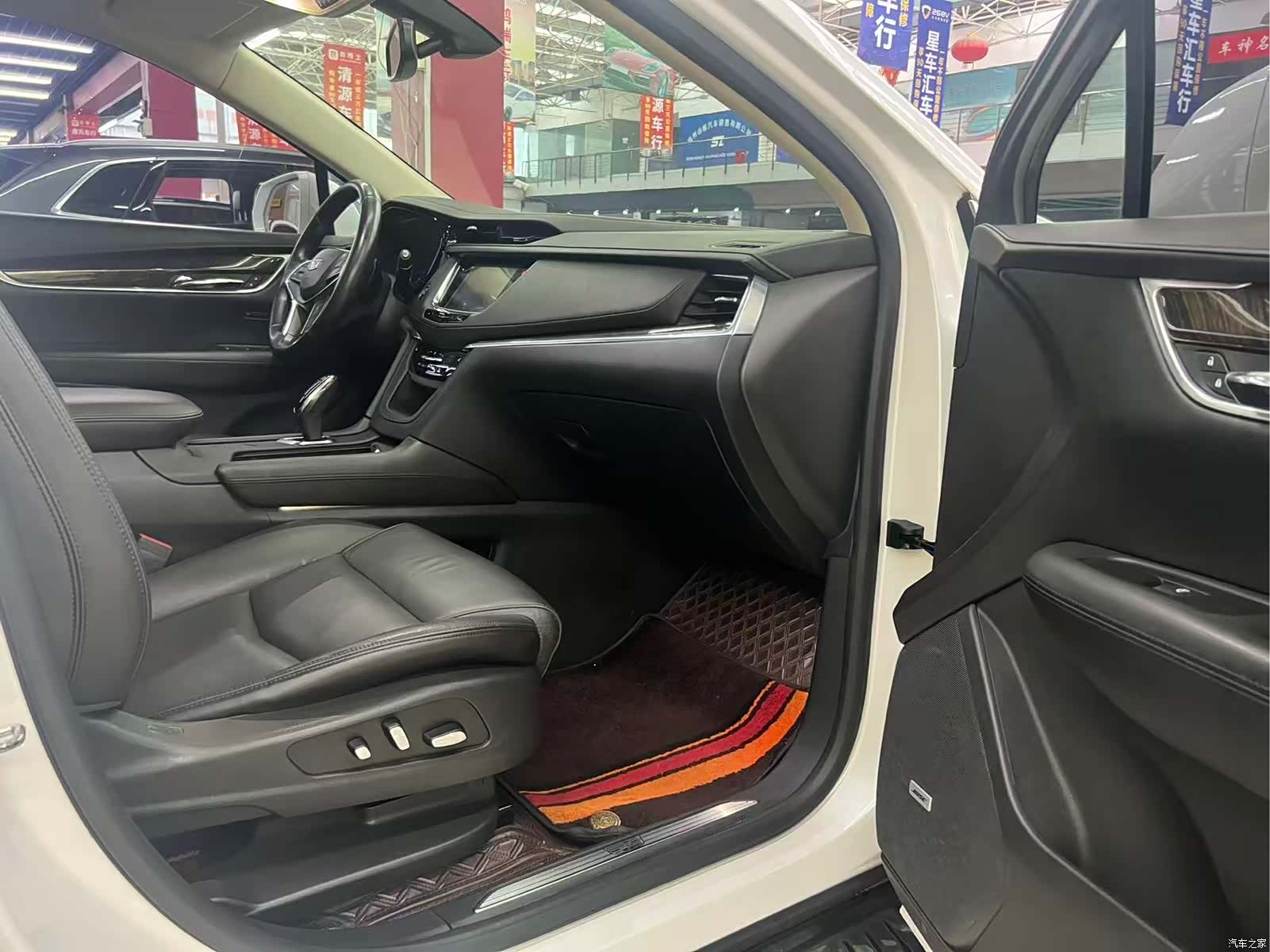 Cadillac XT5, 2018 6