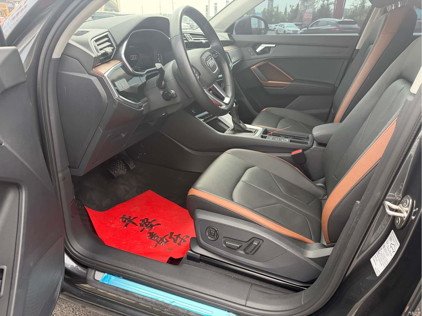 Audi Q3, 2022 11