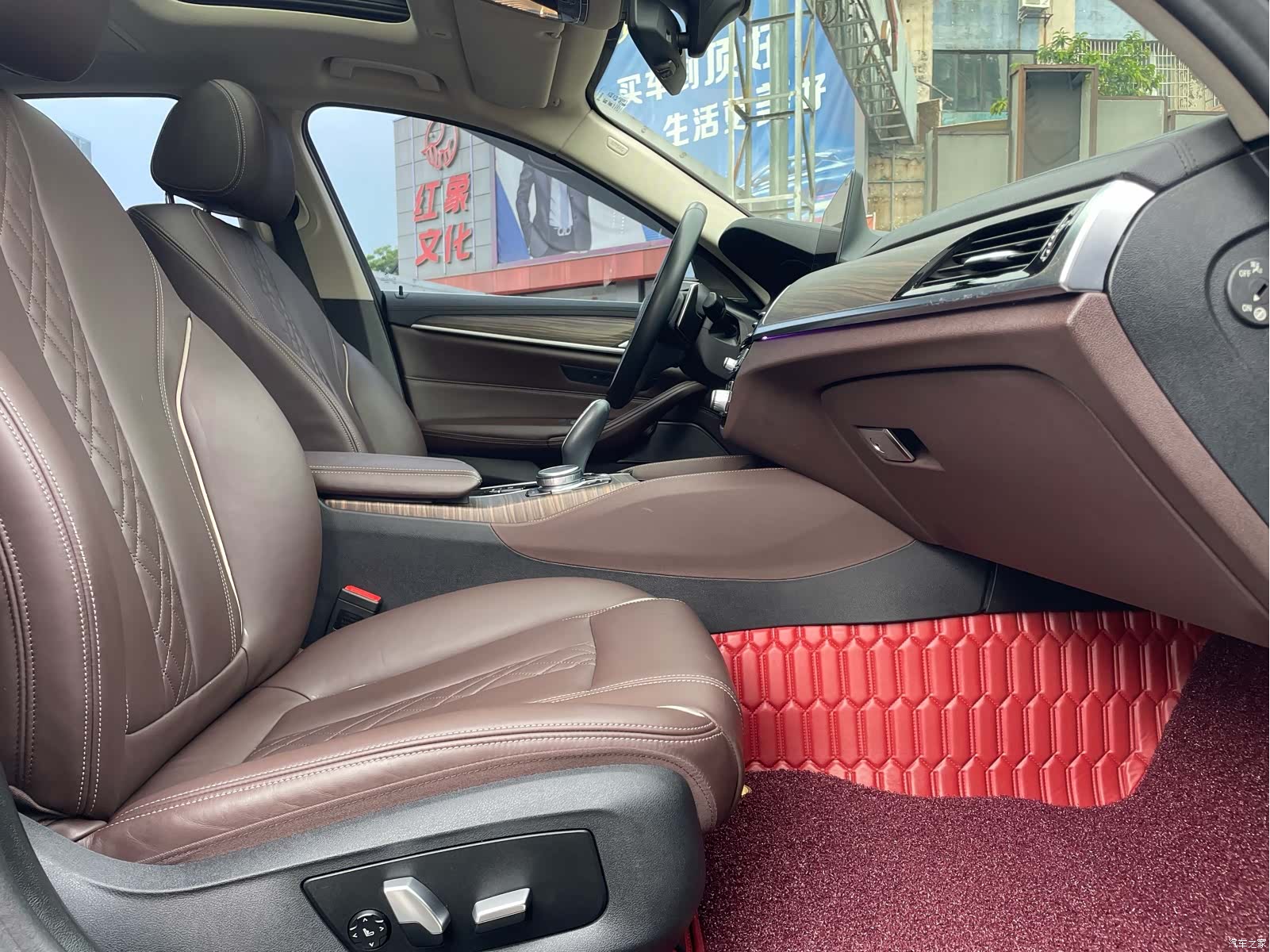 BMW 5 Series, 2019 12