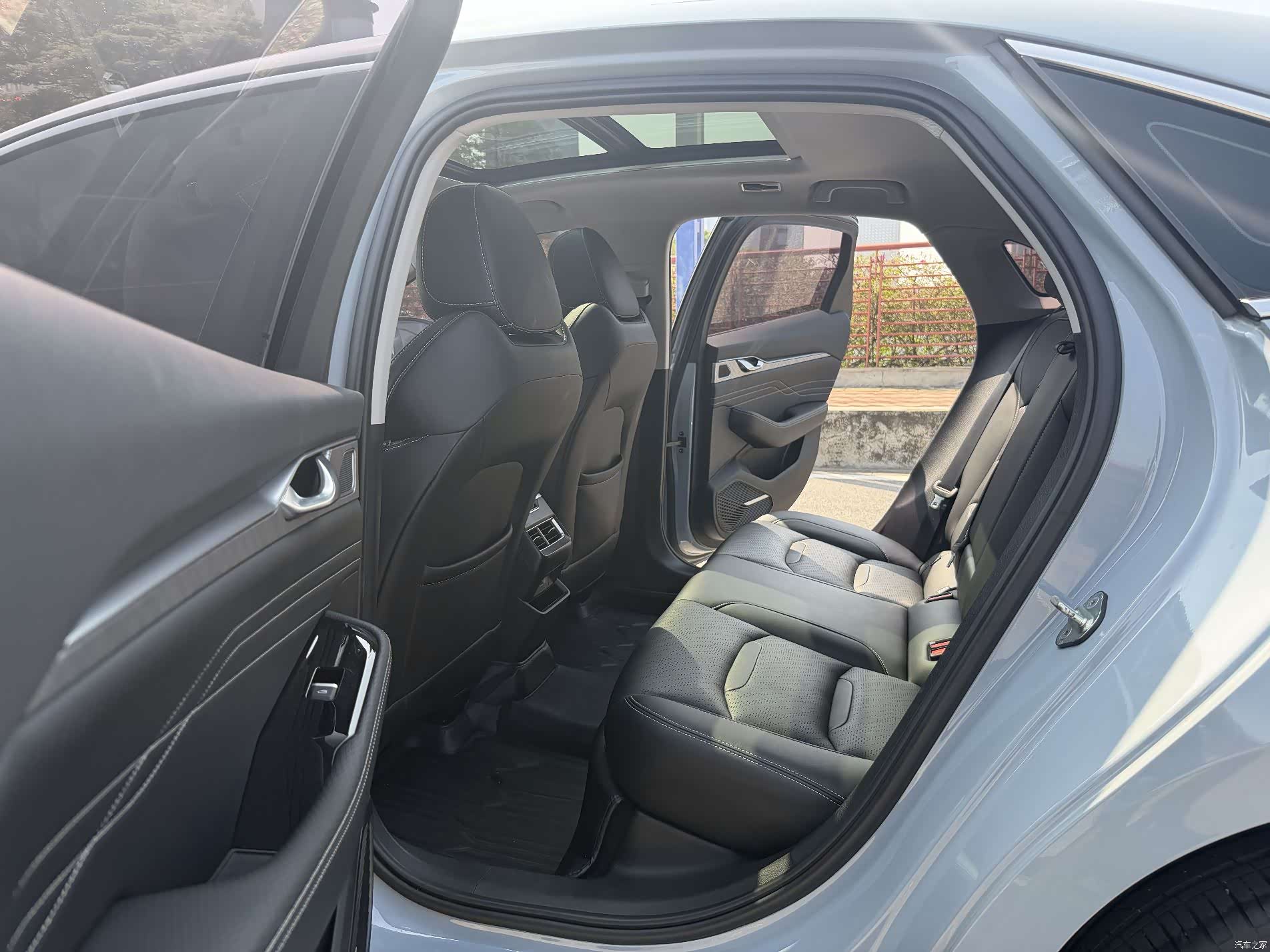 Geely Preface, 2023 17