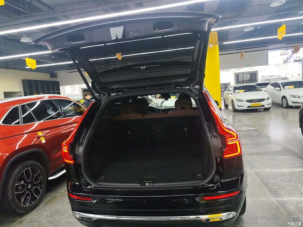 Volvo XC60, 2023 18