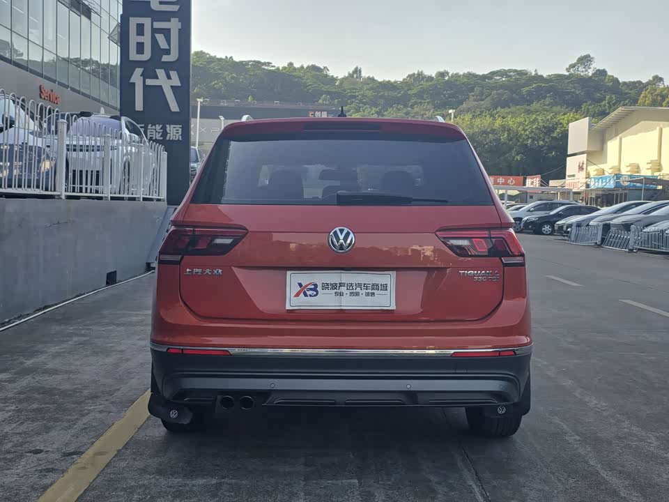 Volkswagen Tiguan L
