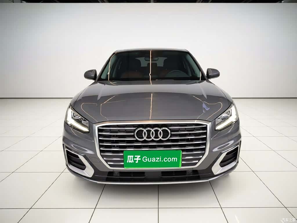 Audi Q2L, 2021 3
