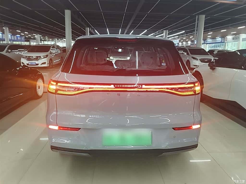 Geely Galaxy E5, 2026 6