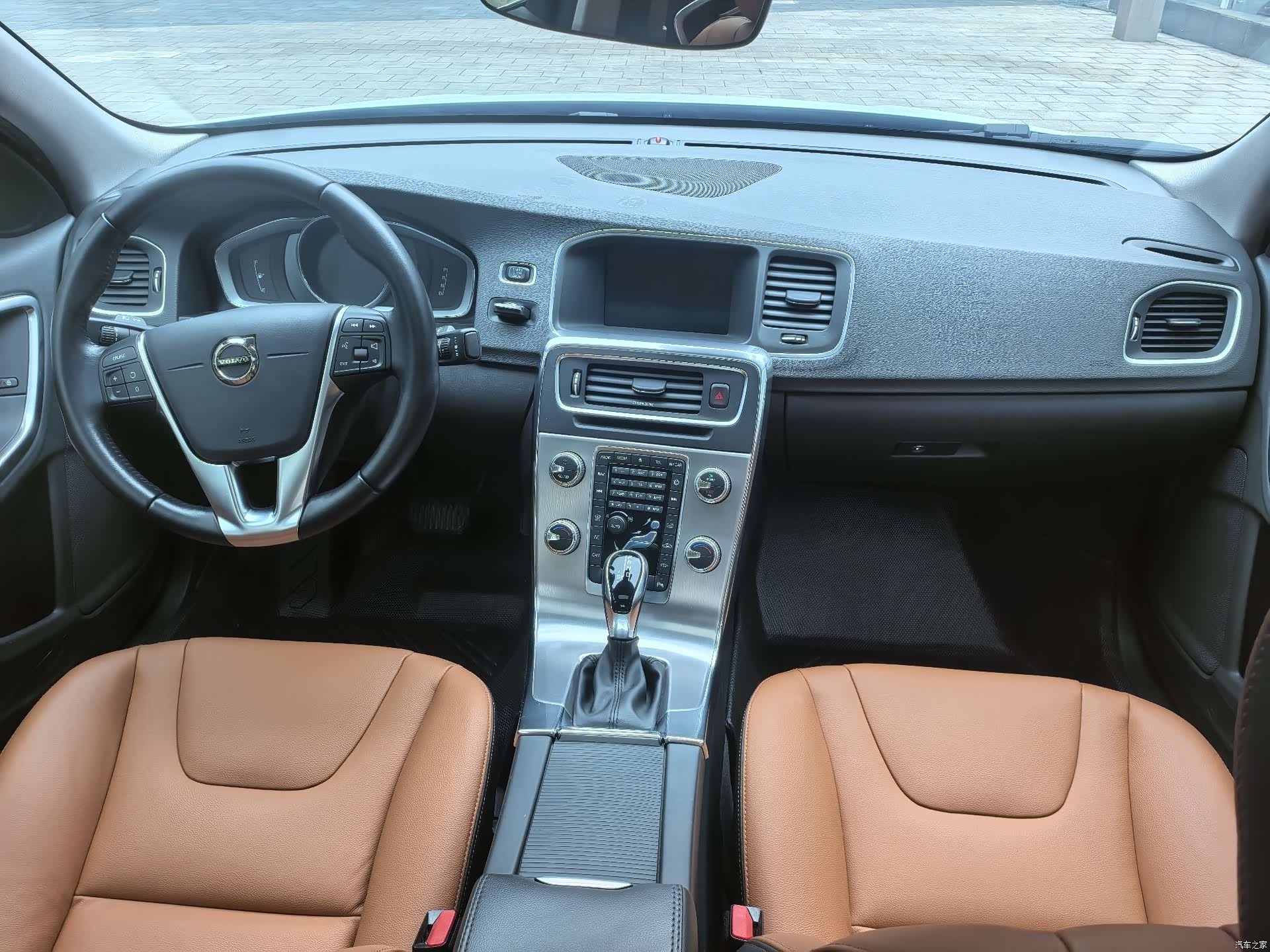 Volvo S60, 2019 12