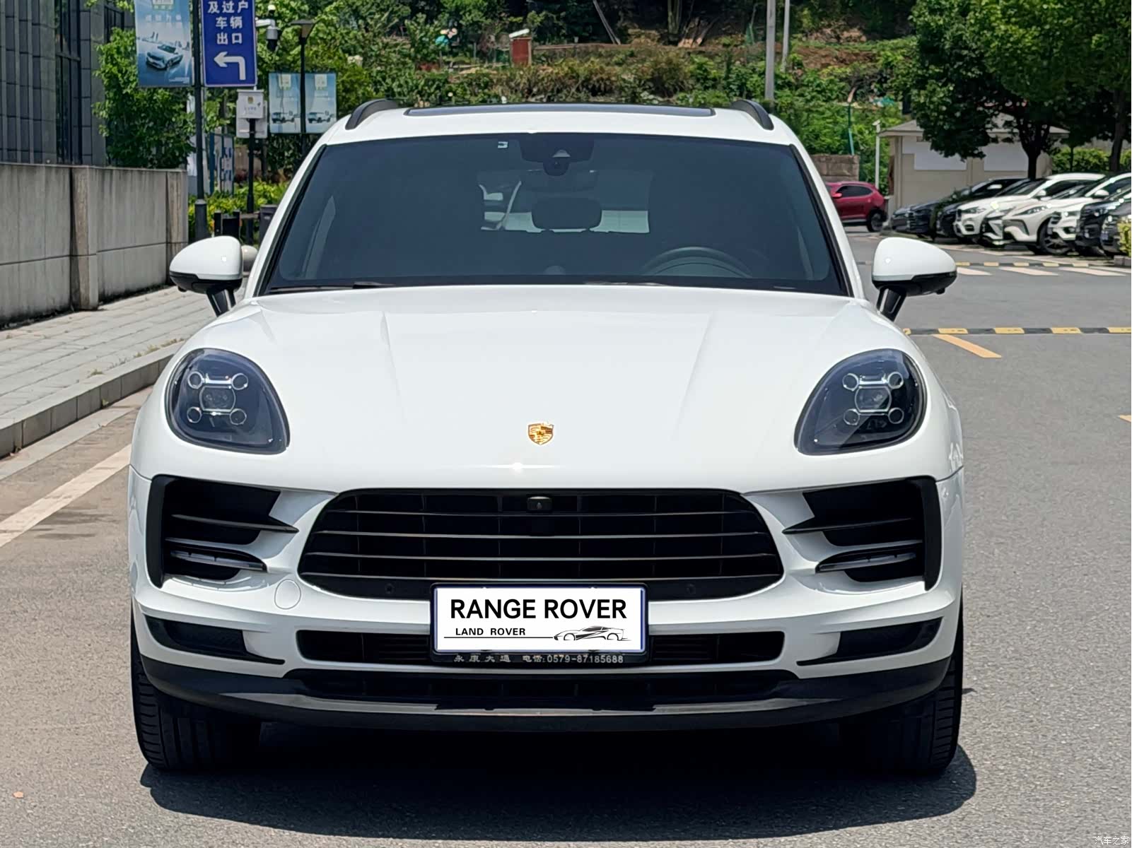 Porsche Macan, 2020 все фото