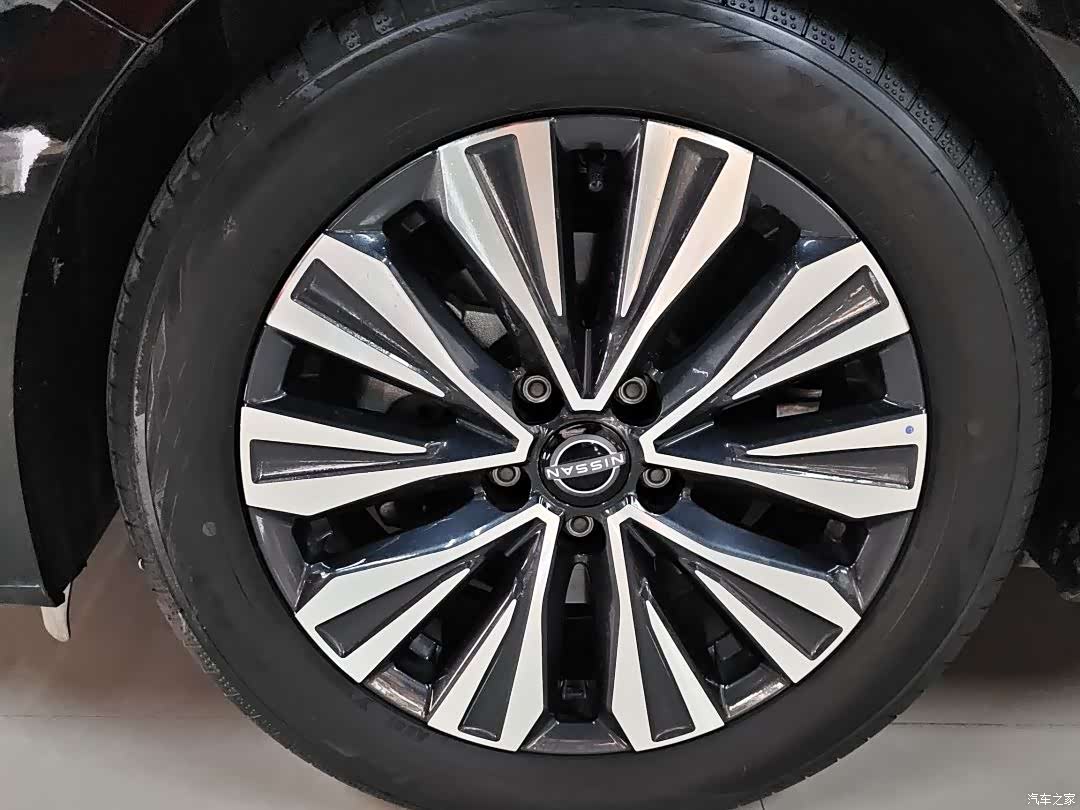 Nissan Teana, 2025 7