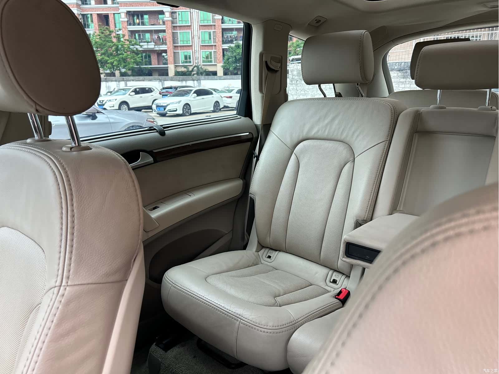 Audi Q7, 2010 51
