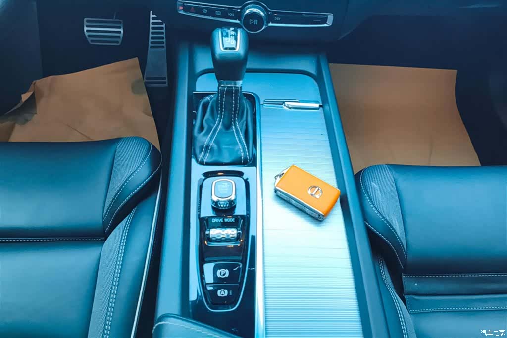 Volvo XC60, 2021 16