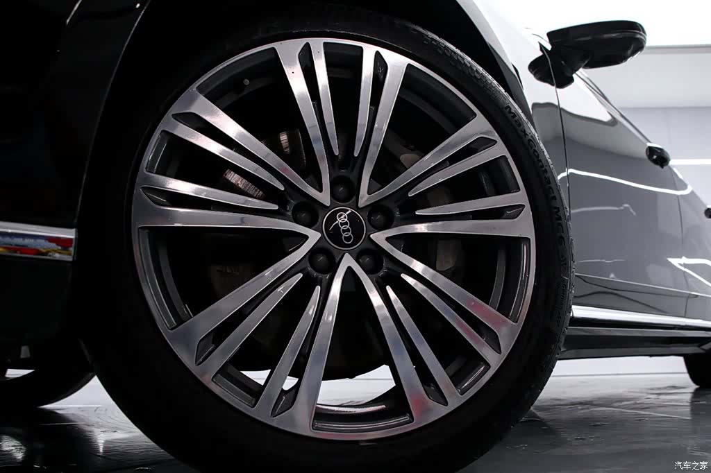 Audi A8L, 2021 18