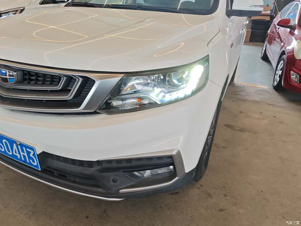 Geely X6, 2019 3